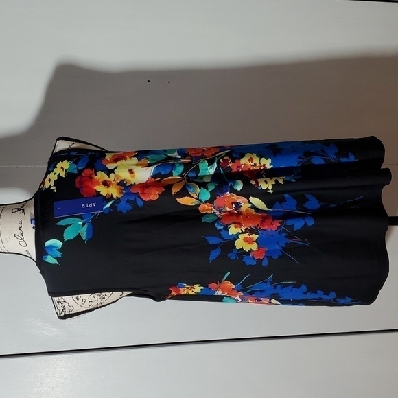 Apt.9 Black Vibrant Floral Tunic Sleeveless Artsy  Sz.XL - Picture 3 of 5